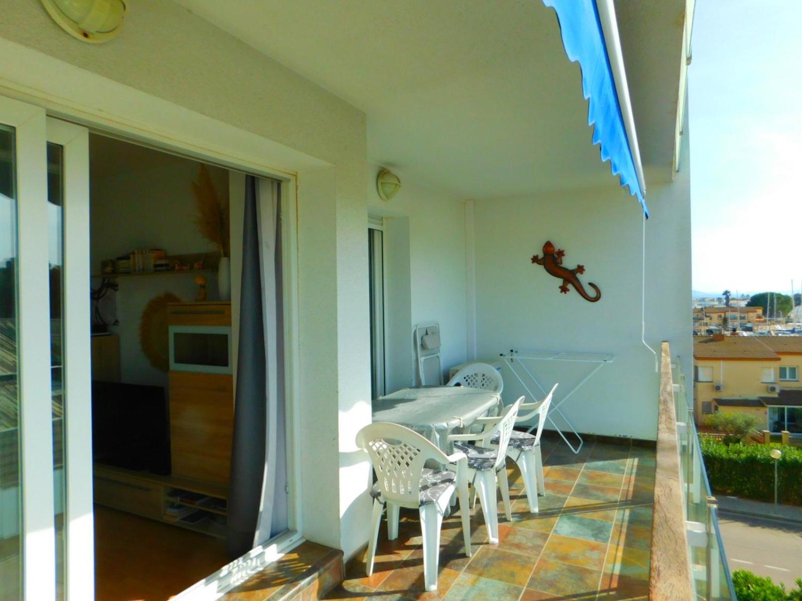 Gmid Immo Apartamento Portomarina โรเซส ภายนอก รูปภาพ